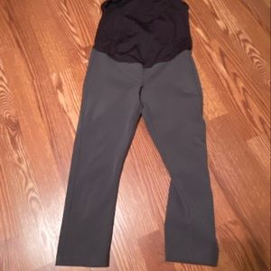 Maternity activewear capris grey